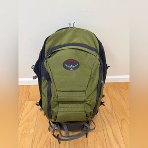 Osprey Waypoint 65 Backpack.  2 Pieces - Green
